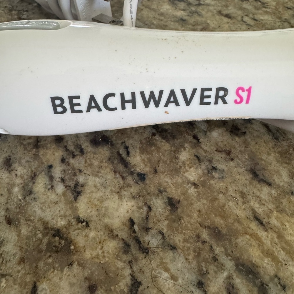 Beachwaver S1 White Hair Accessory